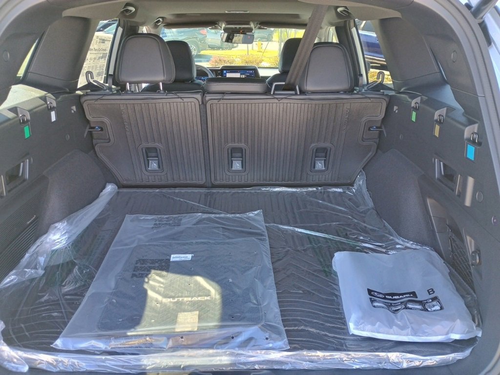 New 2026 Subaru Outback Limited image 15