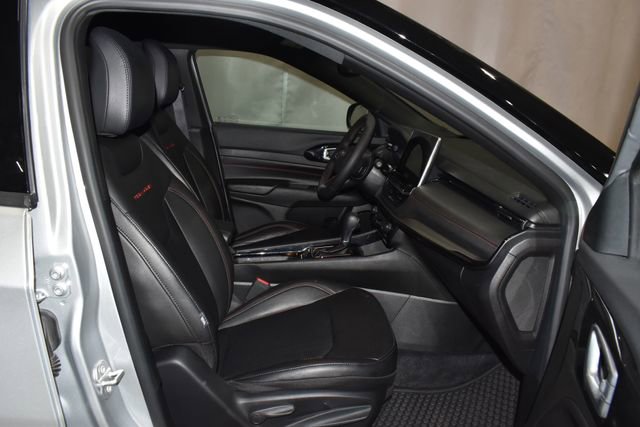 Certified 2025 Jeep Compass Trailhawk image 28