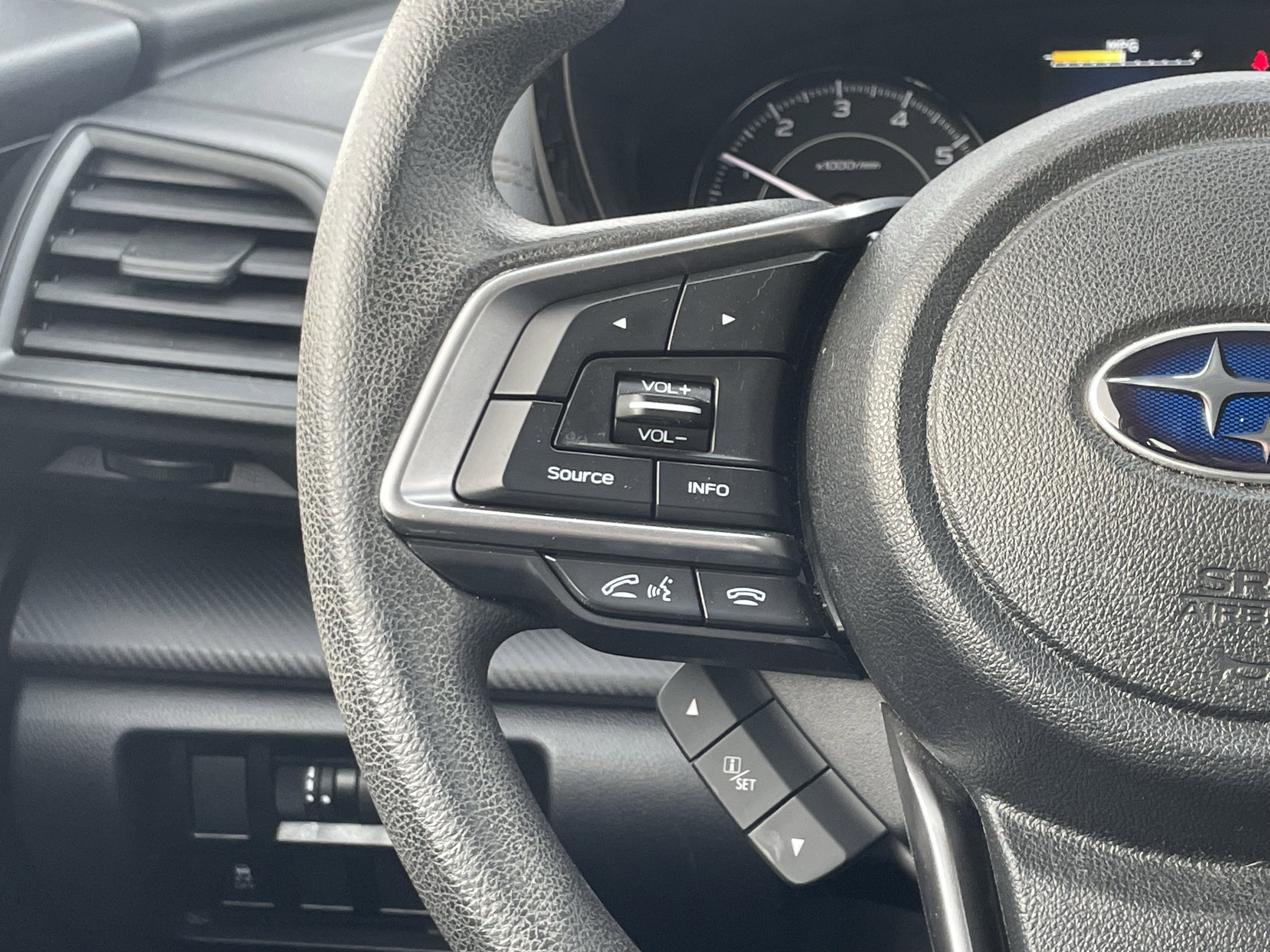 Certified 2023 Subaru Impreza 2.0i image 18