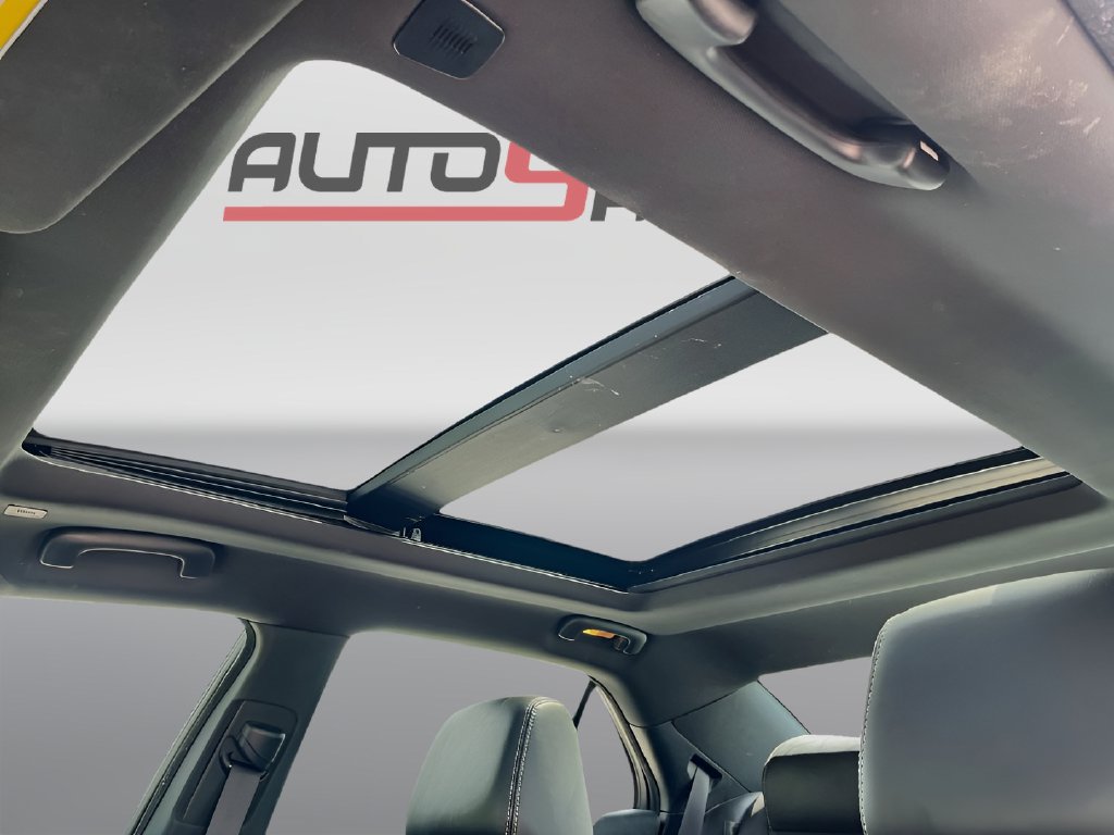 Used 2023 Chrysler 300 S RWD image 23