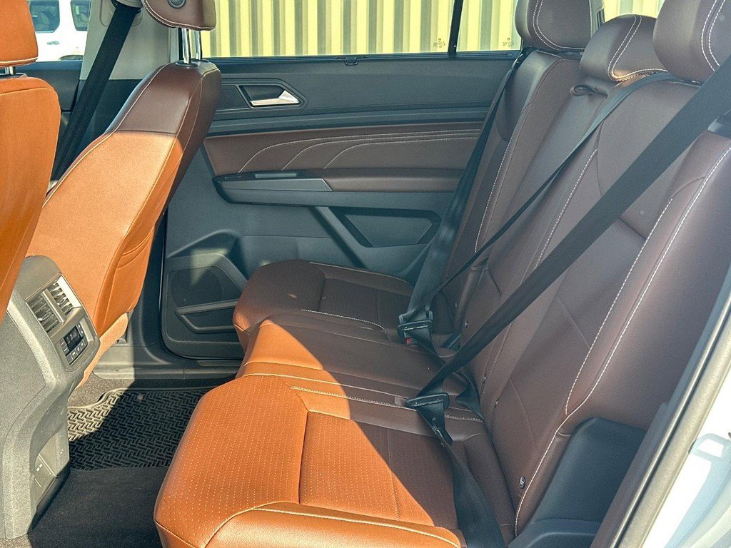 Used 2022 Volkswagen Atlas SE image 9