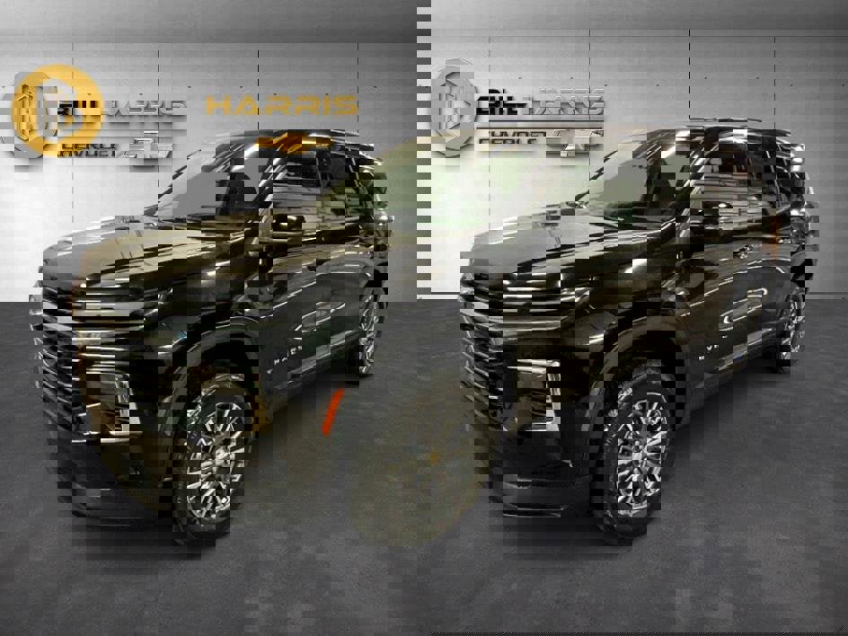 New 2026 Chevrolet Traverse LT image 1