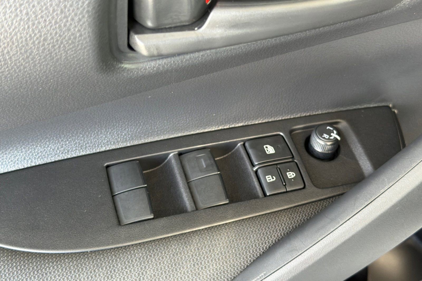 Used 2026 Toyota Corolla LE FWD image 13