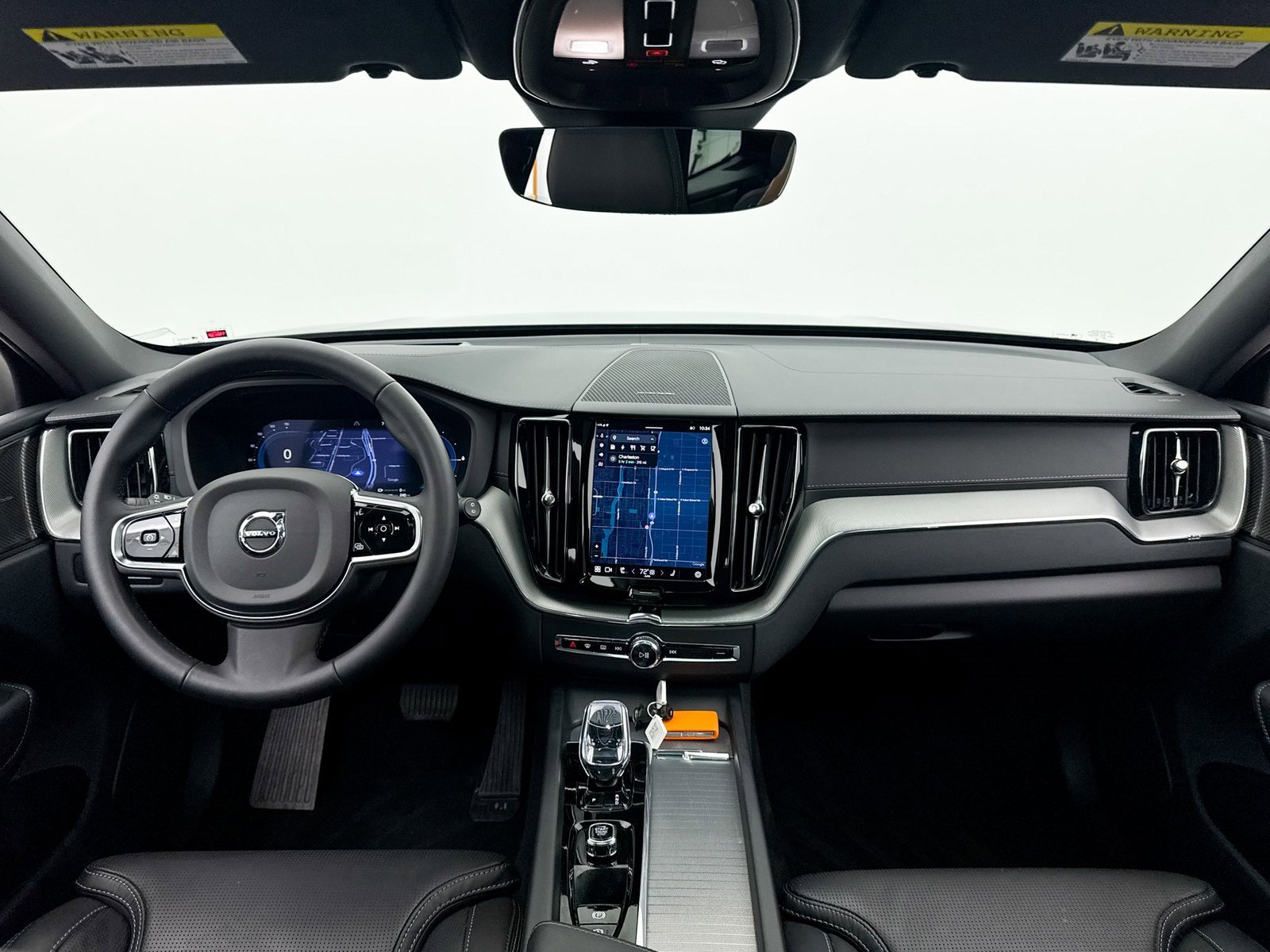 Used 2024 Volvo XC60 T8 Ultimate w/ Climate Package image 22