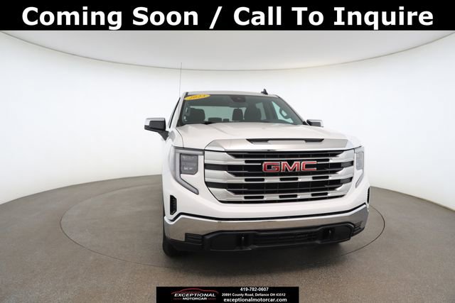 Used 2023 GMC Sierra 1500 SLE image 30