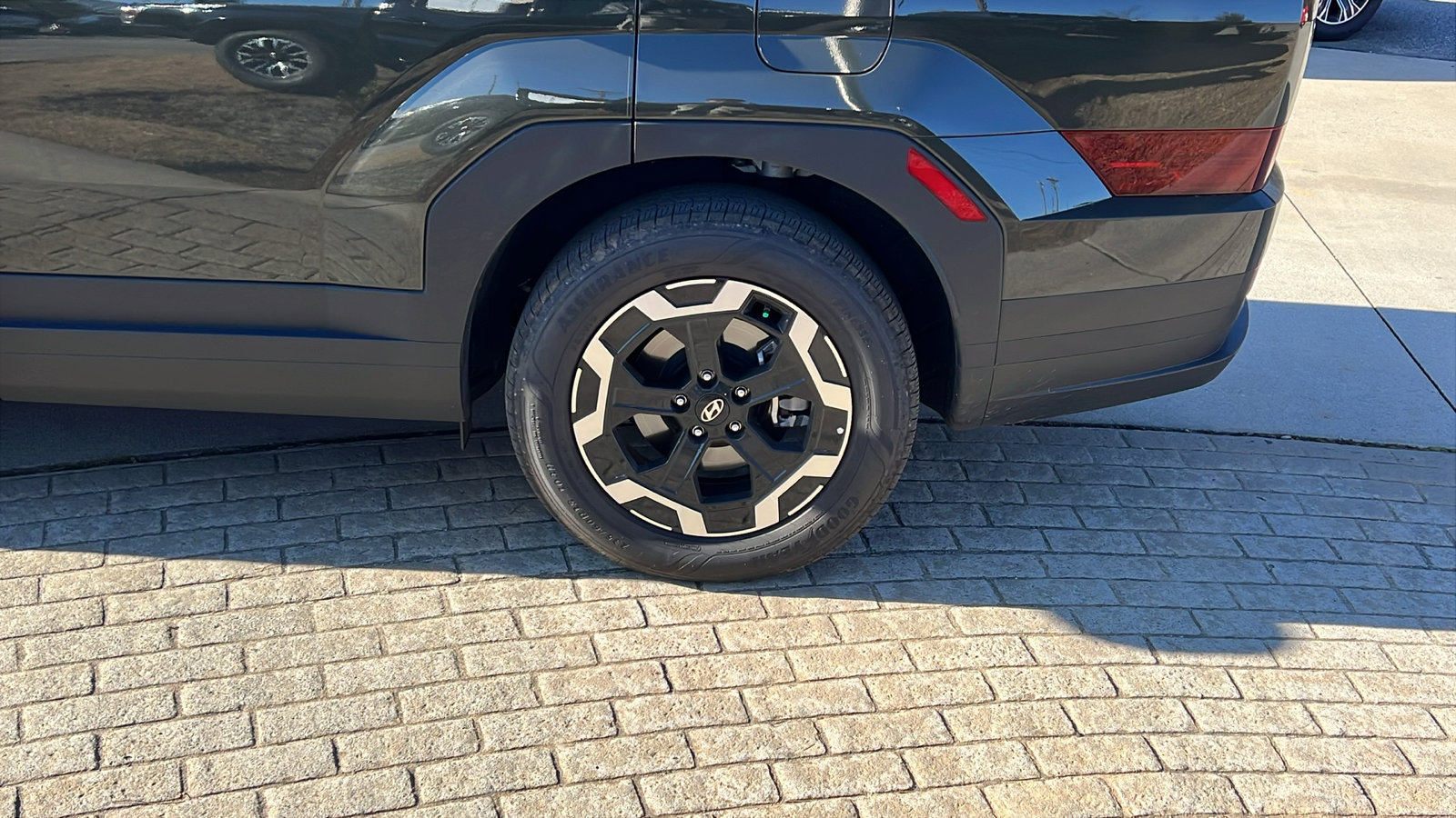 Used 2025 Hyundai Santa Fe SEL image 12