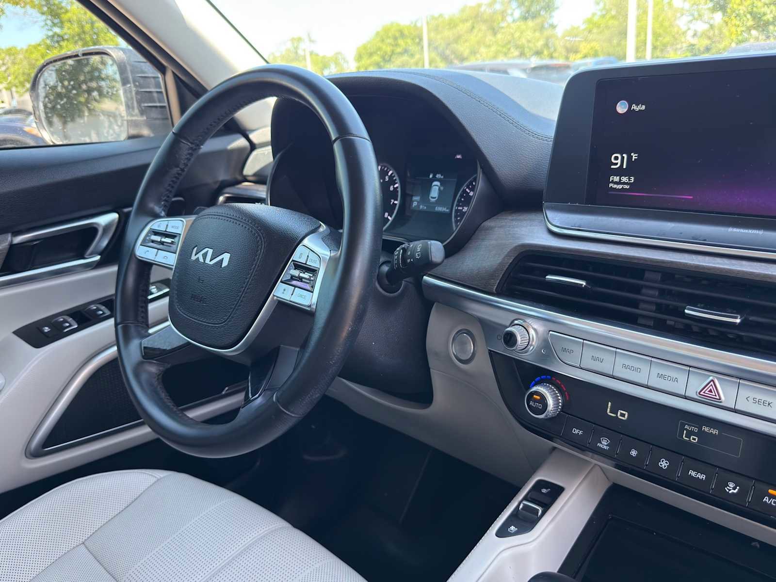 Certified 2022 Kia Telluride EX w/ EX Premium Package FWD image 35