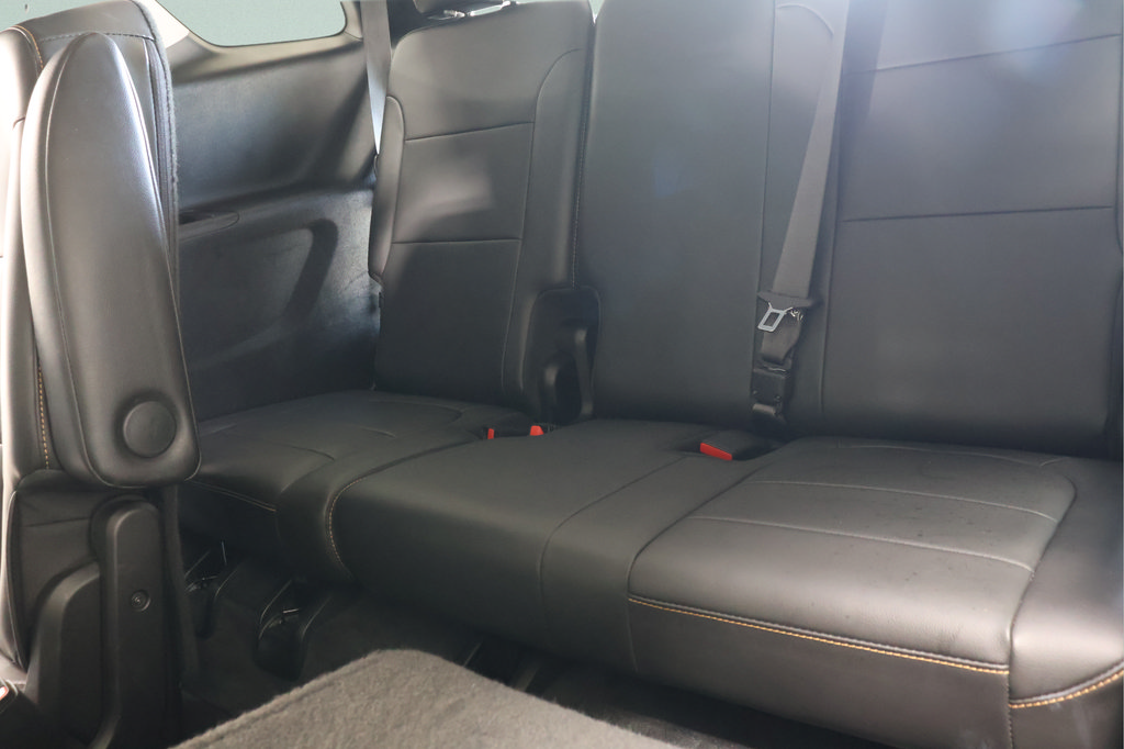 Used 2021 Chevrolet Traverse LT FWD image 26