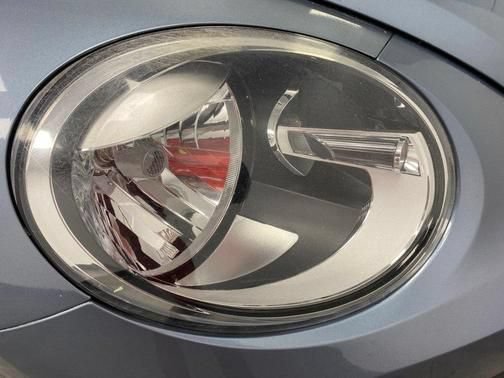 Used 2016 Volkswagen Beetle 1.8T Denim FWD image 14