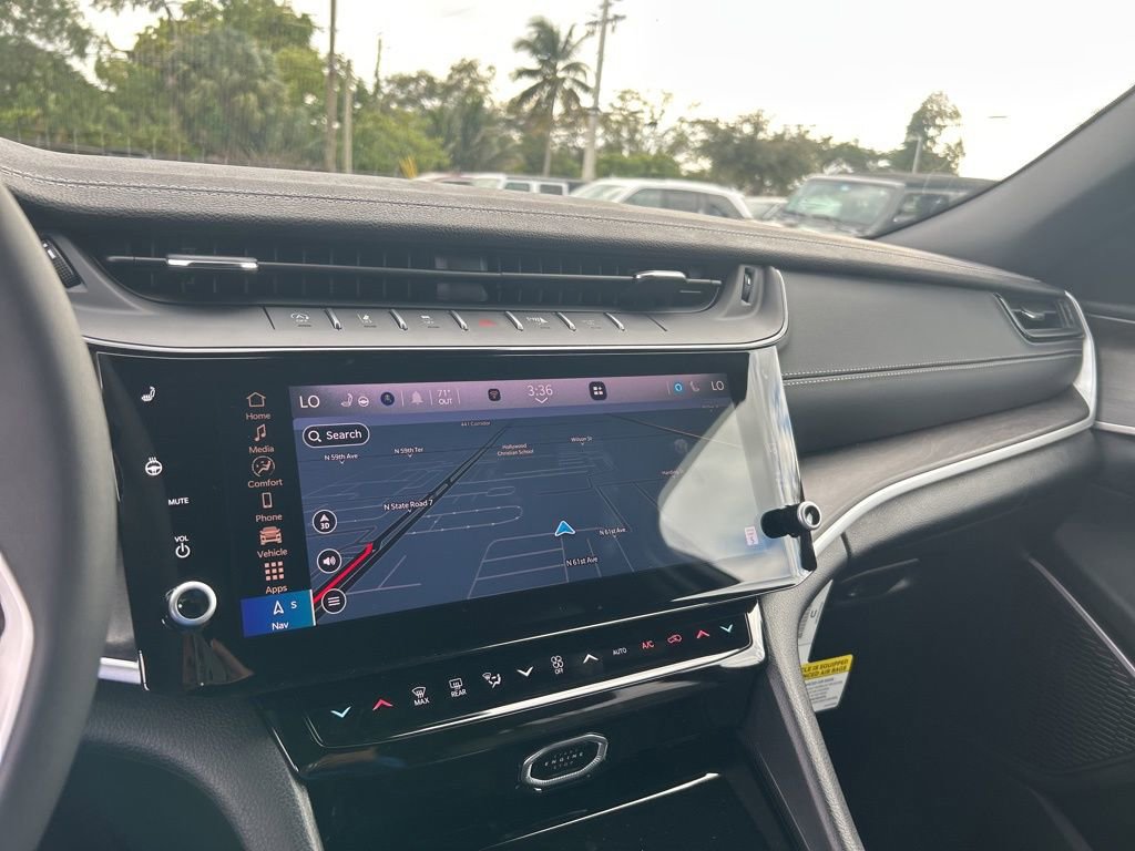 New 2026 Jeep Grand Cherokee Limited image 12