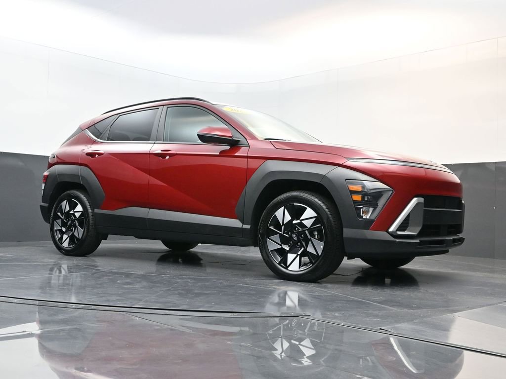 Certified 2025 Hyundai Kona SEL image 20