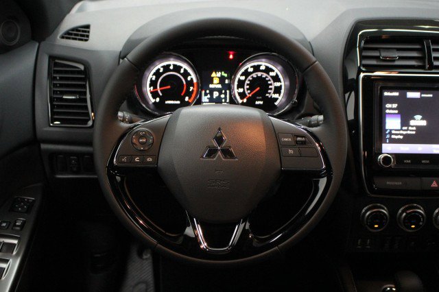 New 2026 Mitsubishi Outlander Sport SEL AWD/4WD image 21