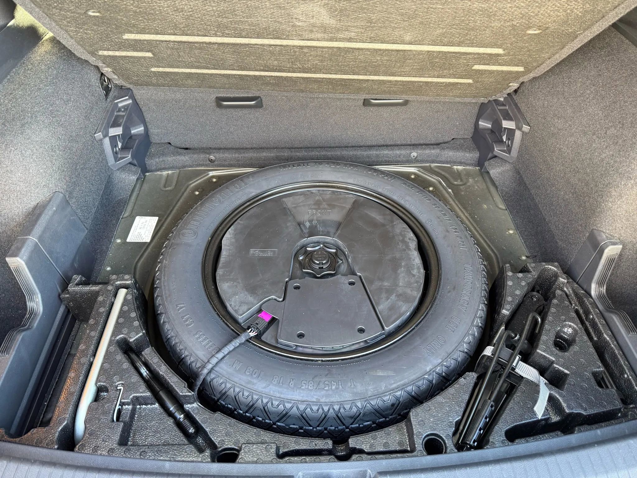 Used 2019 Volkswagen Tiguan SEL Premium R-Line image 22