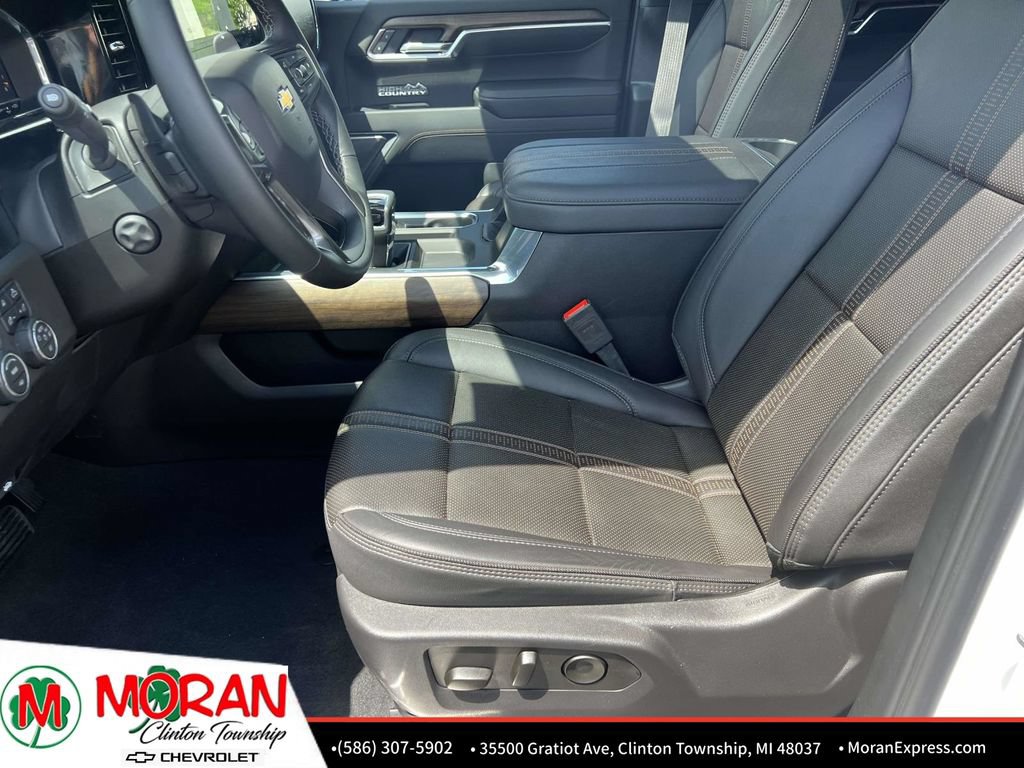 Certified 2025 Chevrolet Silverado 1500 High Country w/ High Country Premium Package AWD/4WD image 19