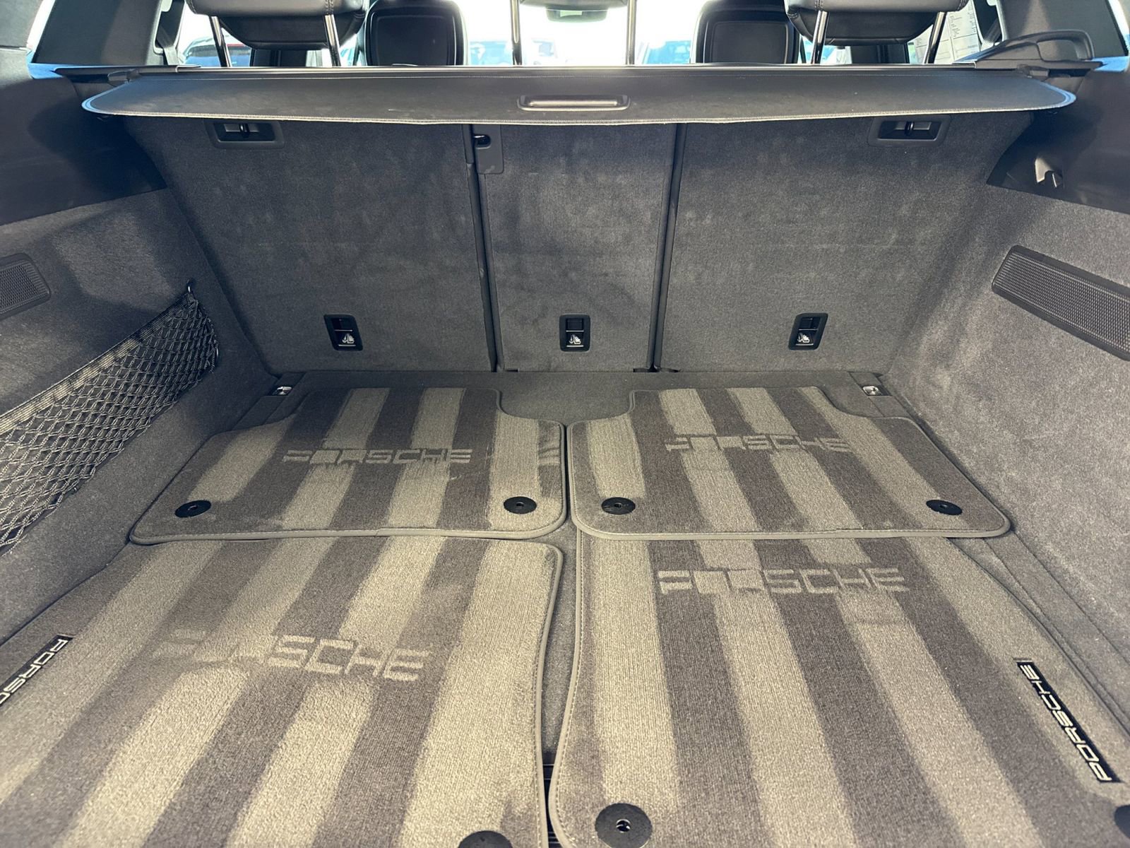 Certified 2023 Porsche Cayenne image 17