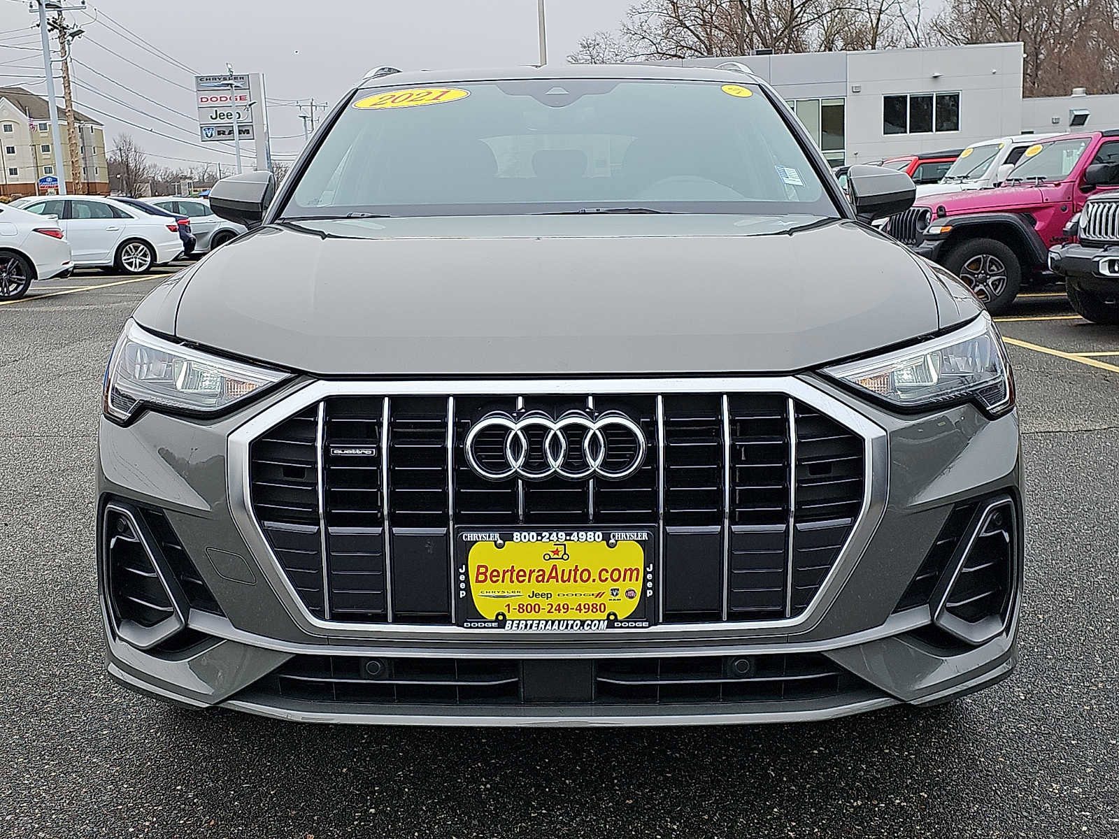 Used 2021 Audi Q3 2.0T Premium image 2