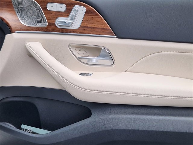New 2025 Mercedes-Benz GLS 450 4MATIC image 19