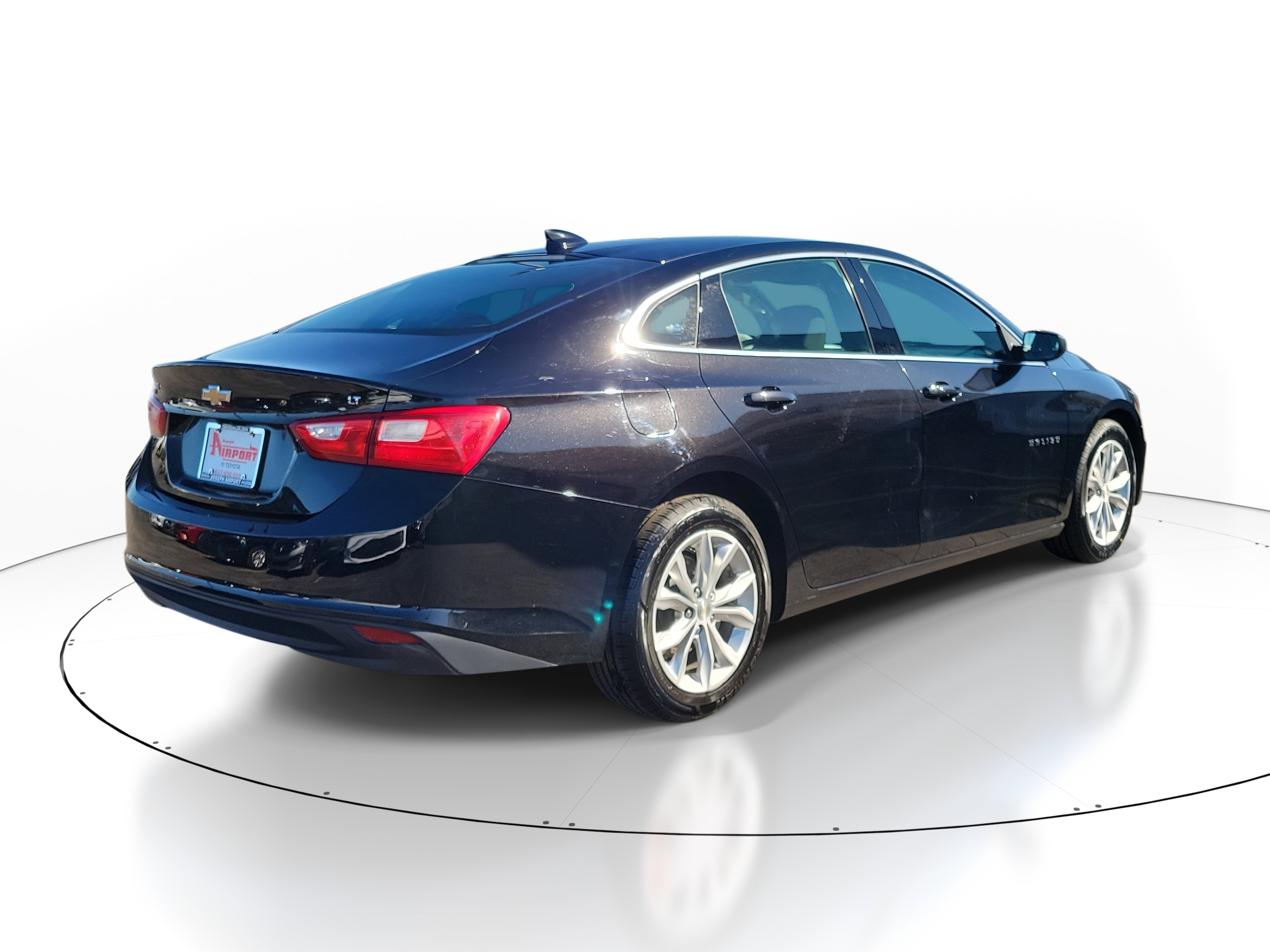 Used 2024 Chevrolet Malibu LT FWD image 4