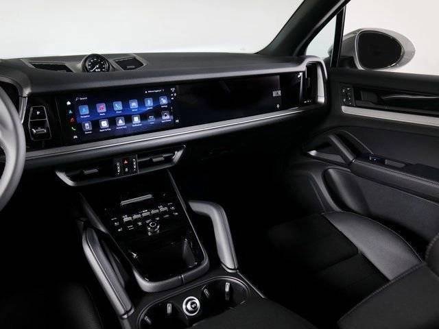 New 2026 Porsche Cayenne AWD/4WD image 19
