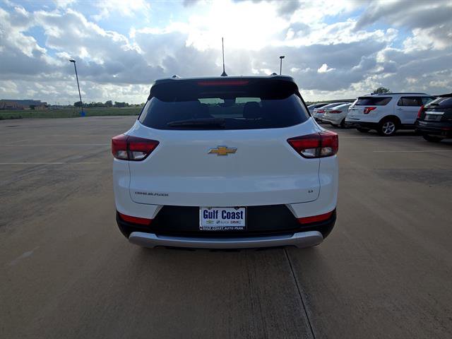 Used 2023 Chevrolet TrailBlazer LT FWD image 6