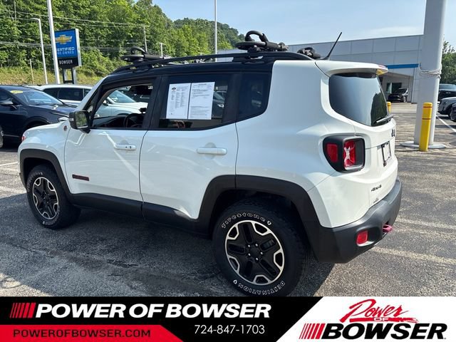 Used 2017 Jeep Renegade Trailhawk AWD/4WD video 3