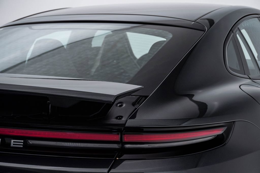 Certified 2025 Porsche Panamera 4 AWD/4WD image 12