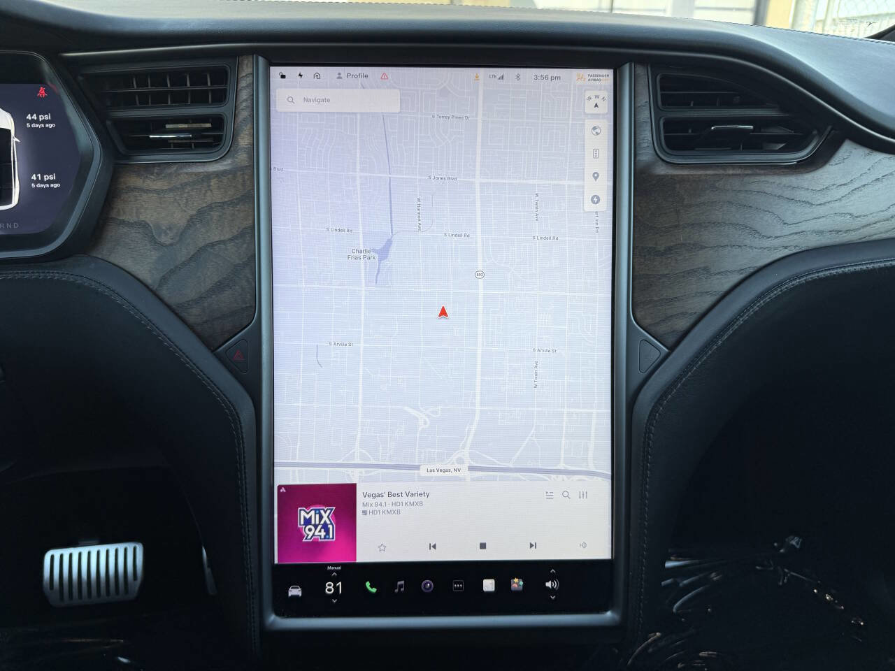 Used 2020 Tesla Model X Long Range image 14
