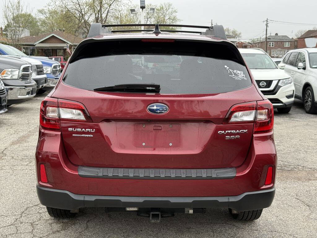 Used 2016 Subaru Outback 3.6R Limited image 10
