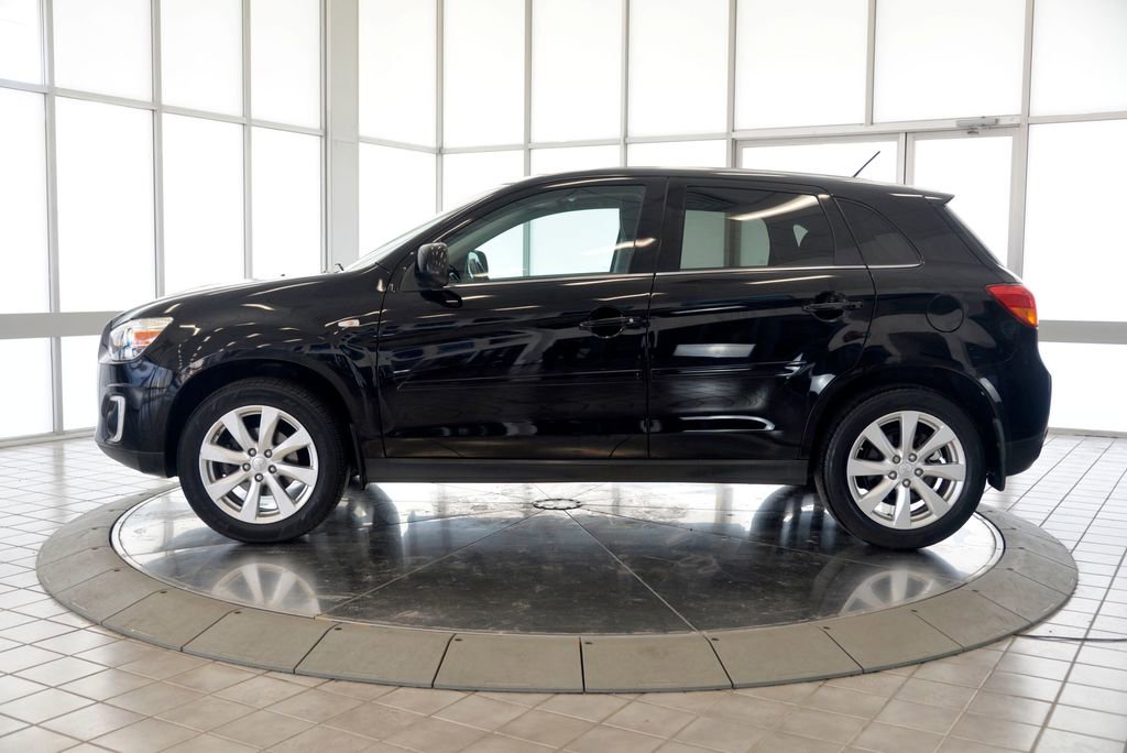 Used 2015 Mitsubishi Outlander Sport SE image 5