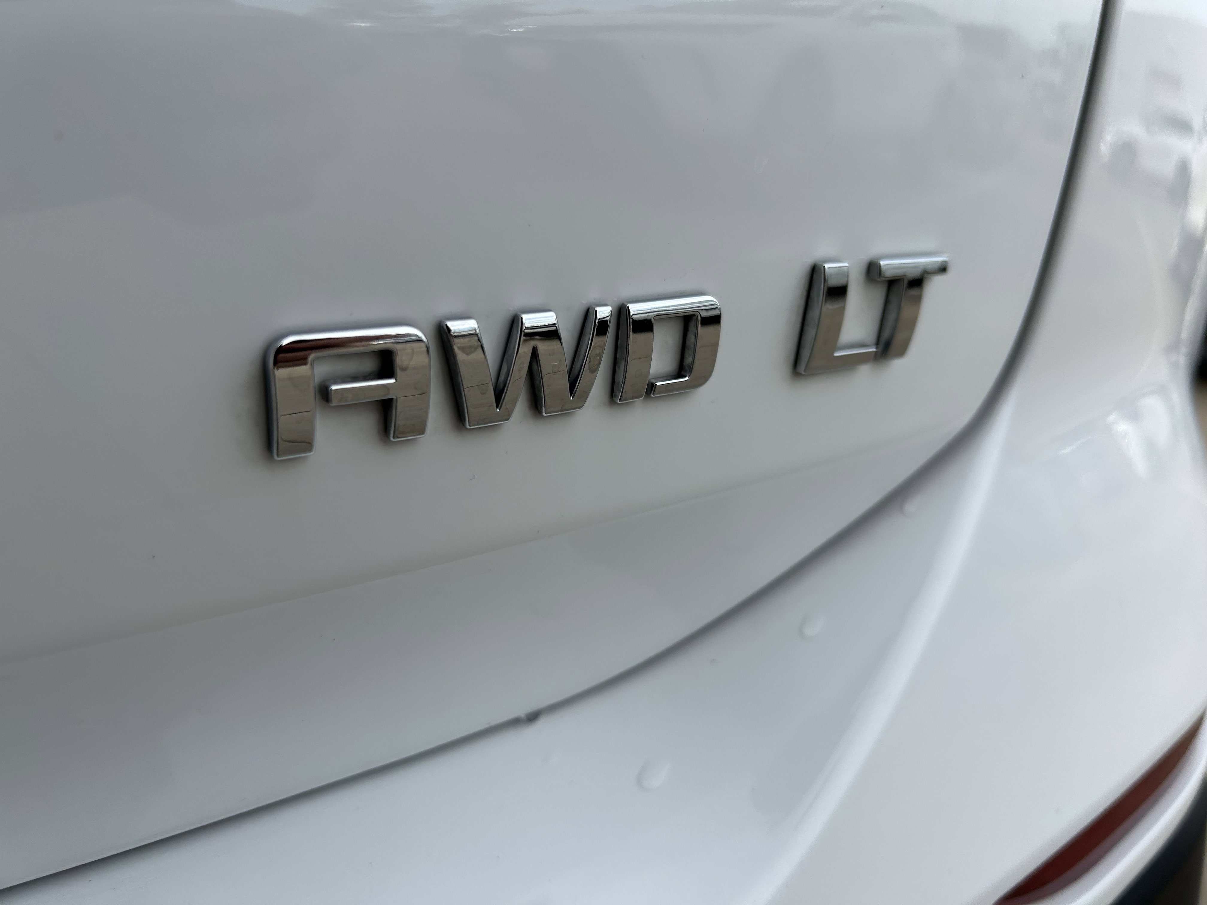 Used 2023 Chevrolet Equinox LT w/ Driver Convenience Package image 9