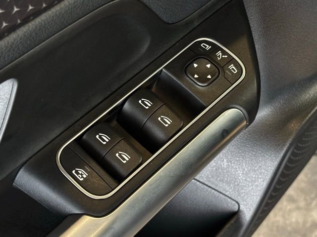 Used 2025 Mercedes-Benz GLA 250 image 14