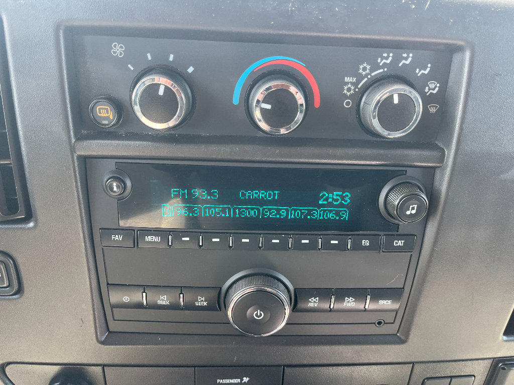 Used 2020 Chevrolet Express 2500 w/ Safety Package RWD image 30