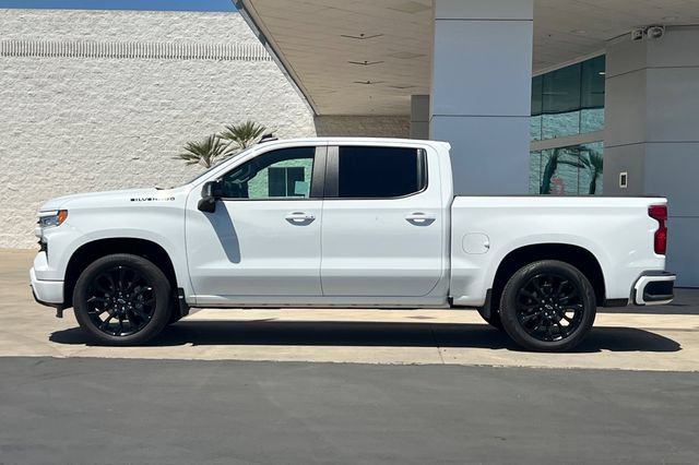 Used 2024 Chevrolet Silverado 1500 RST w/ Convenience Package II RWD image 7