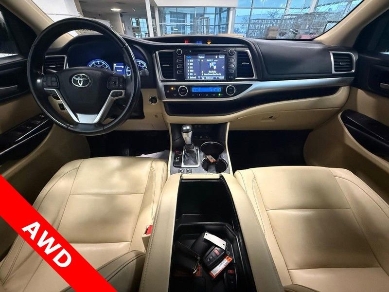 Used 2018 Toyota Highlander XLE w/ Protection Package #3 image 13