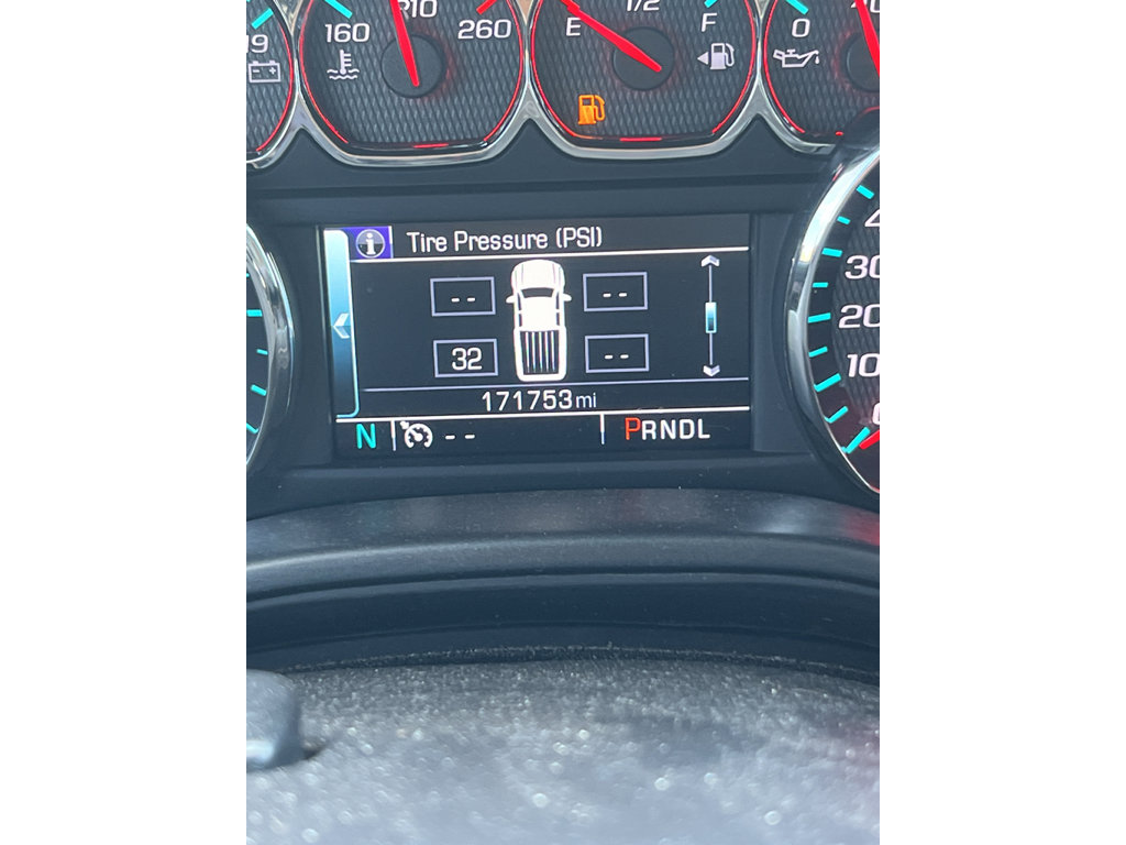 Used 2017 Chevrolet Silverado 1500 LT w/ All Star Edition AWD/4WD image 9