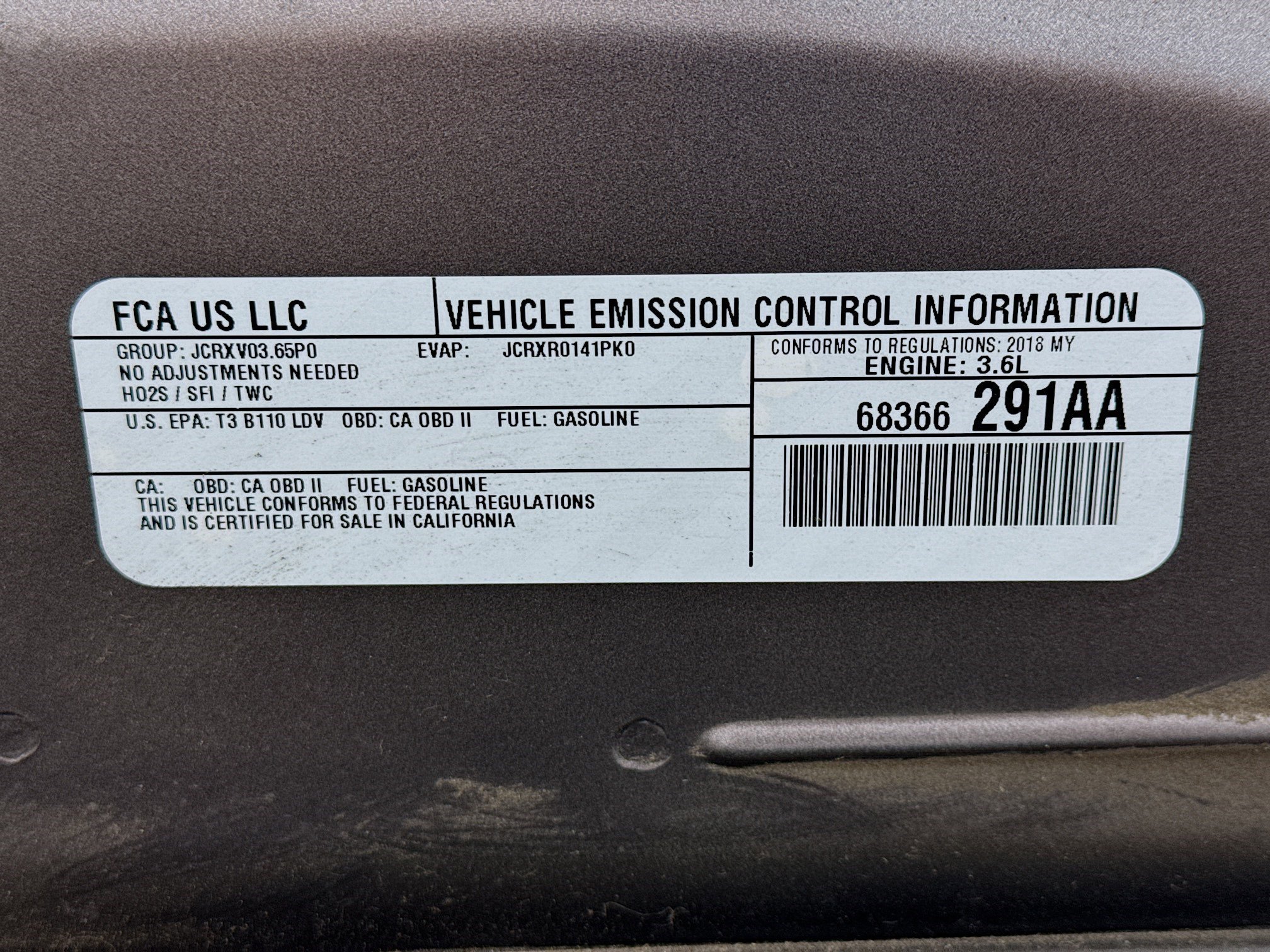 Used 2018 Dodge Challenger SXT image 18