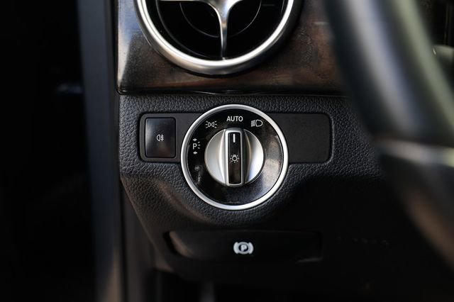 Used 2014 Mercedes-Benz GLK 350 2WD image 48