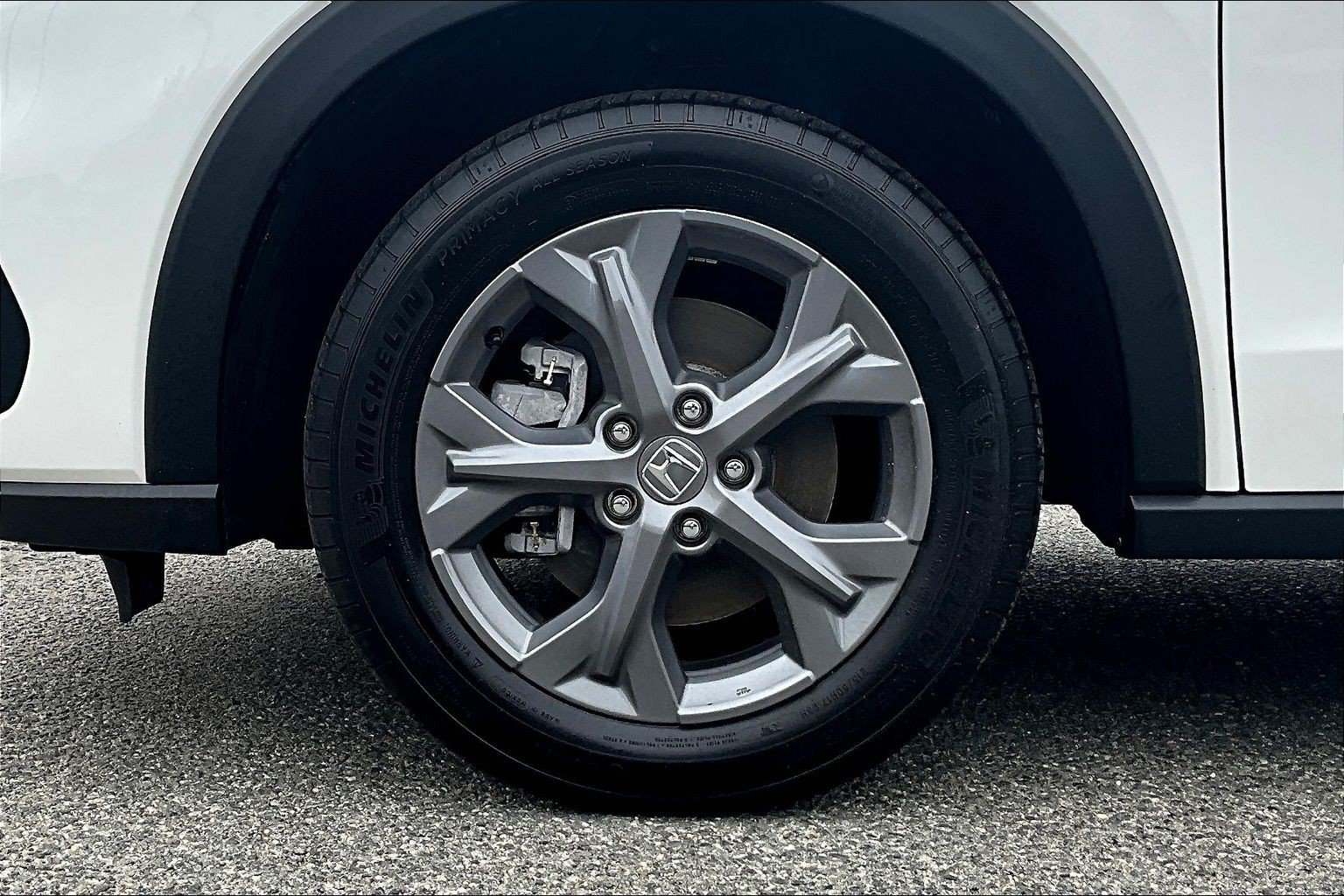 Used 2026 Honda HR-V LX image 8