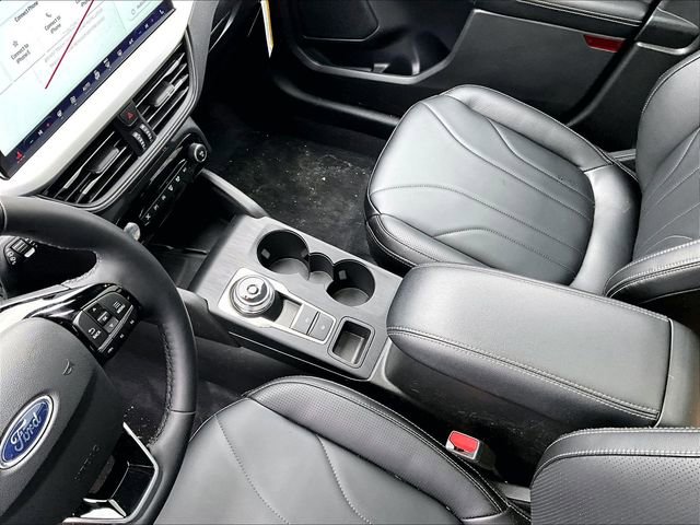 New 2026 Ford Escape Platinum w/ Premium Technology Package AWD/4WD image 9