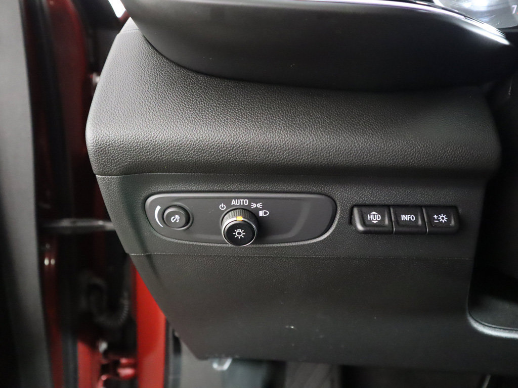 Used 2023 Buick Envision Avenir AWD/4WD image 47