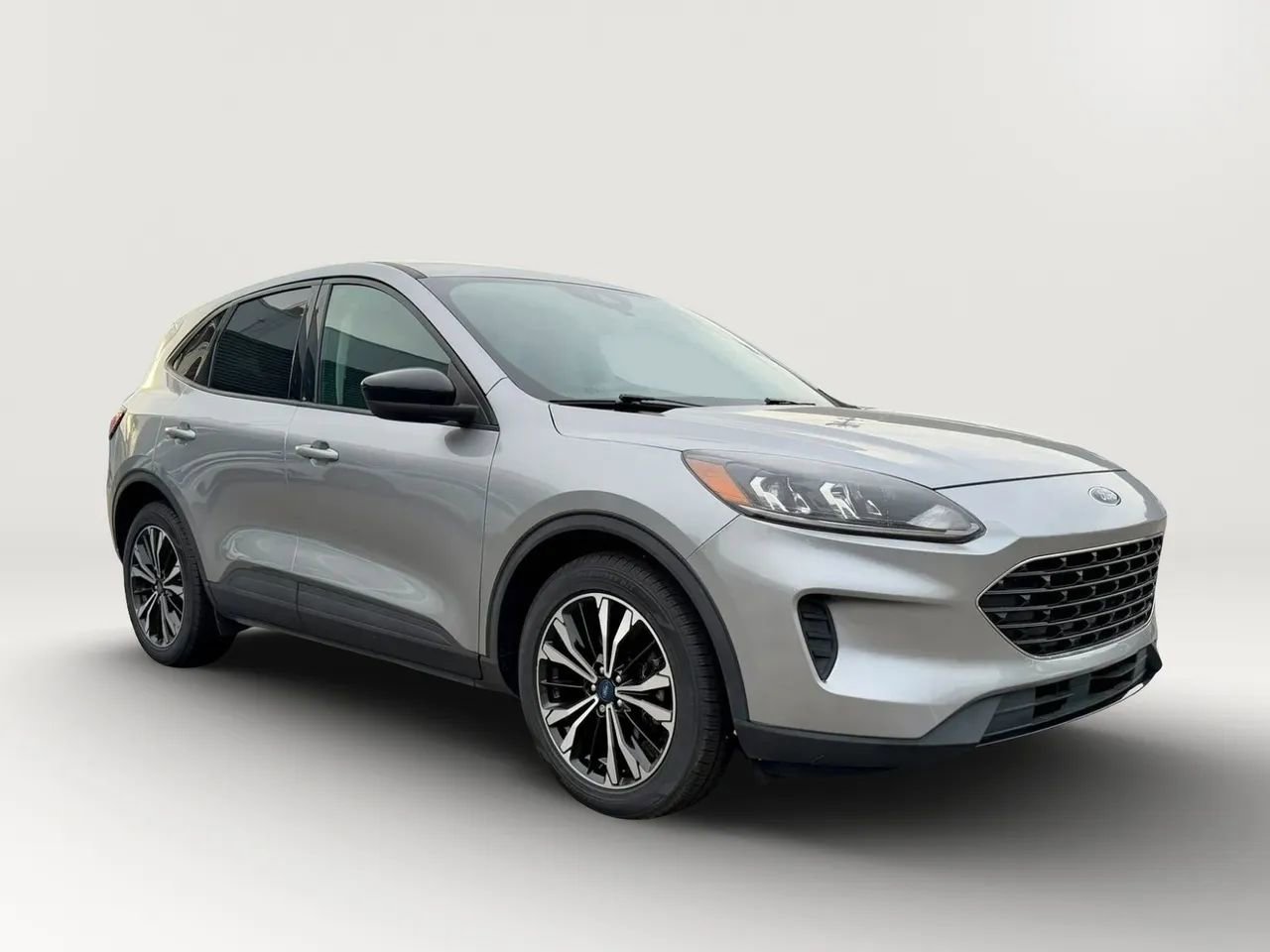 Used 2021 Ford Escape SE w/ SE Sport Appearance Package