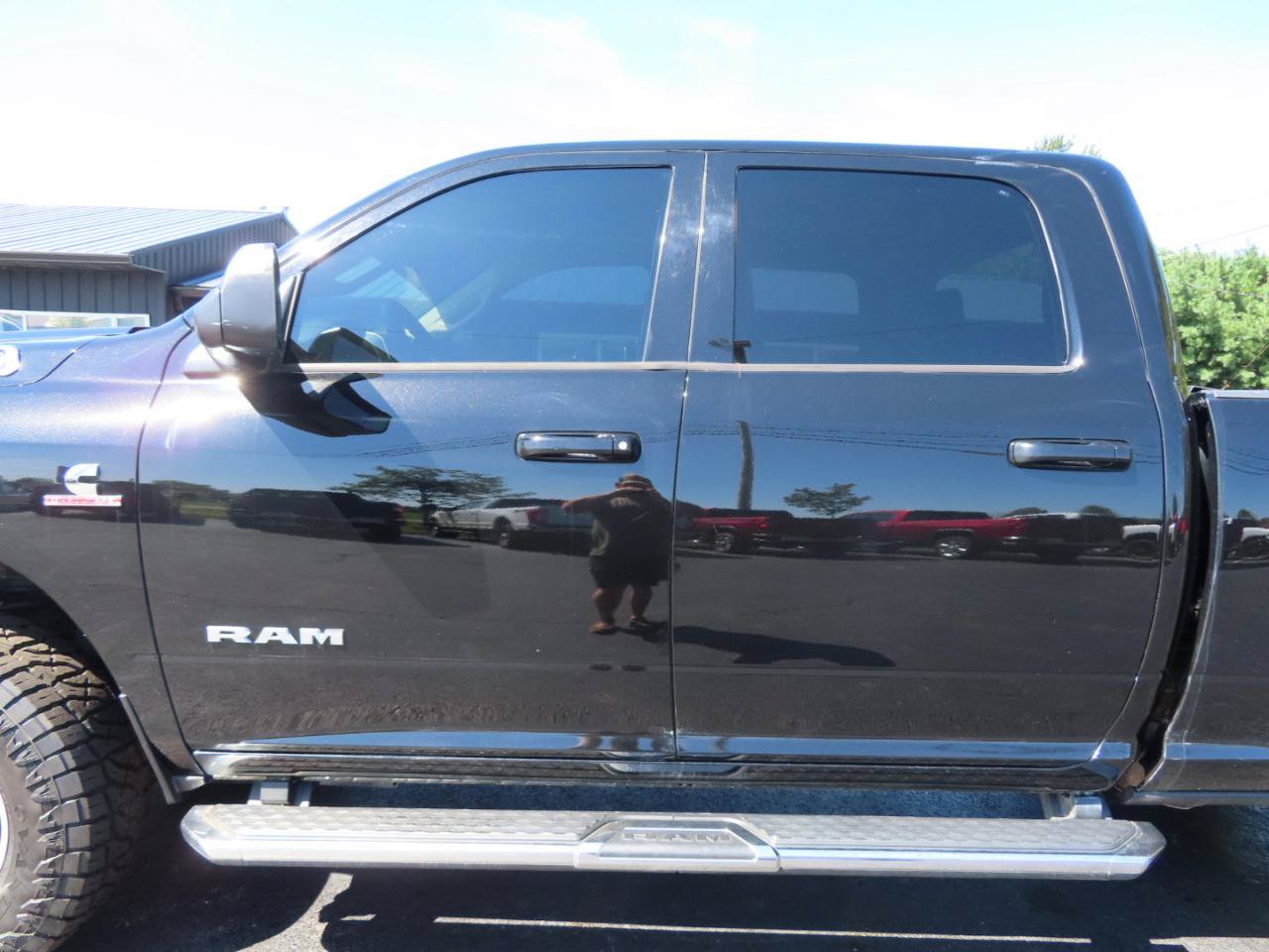 Used 2020 RAM 2500 Big Horn AWD/4WD image 15