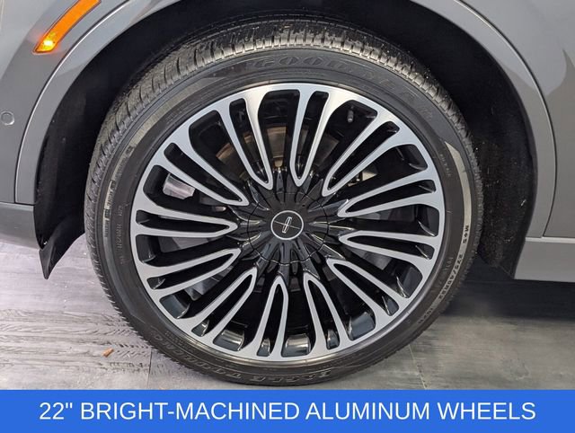 Used 2024 Lincoln Aviator Black Label AWD/4WD image 4
