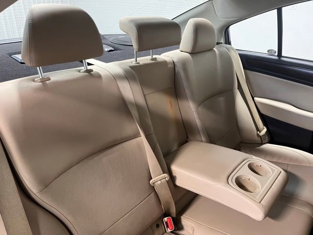 Used 2016 Subaru Legacy 2.5i Limited image 13