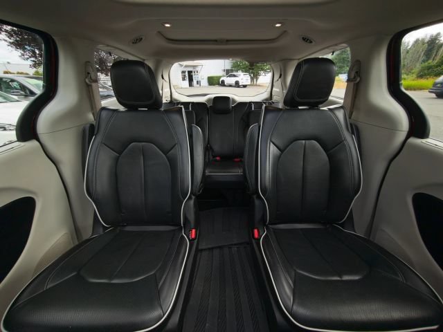 Used 2021 Chrysler Pacifica Limited FWD image 43