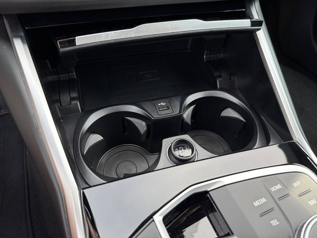 Used 2024 BMW 330i xDrive Sedan w/ Premium Package image 21