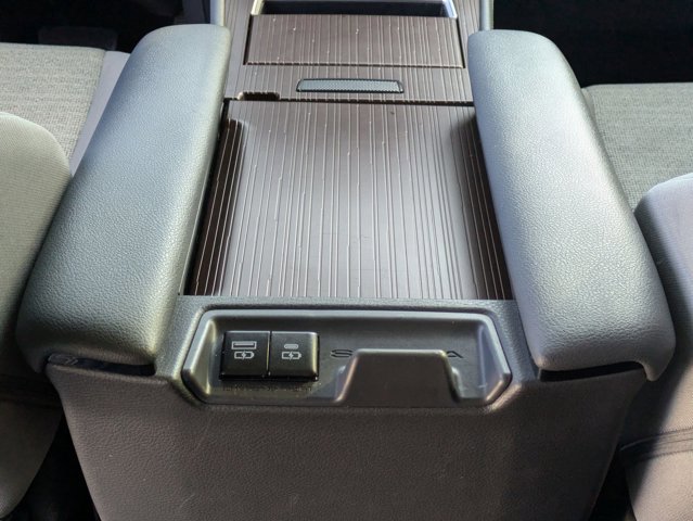 Used 2023 Toyota Sienna LE image 15