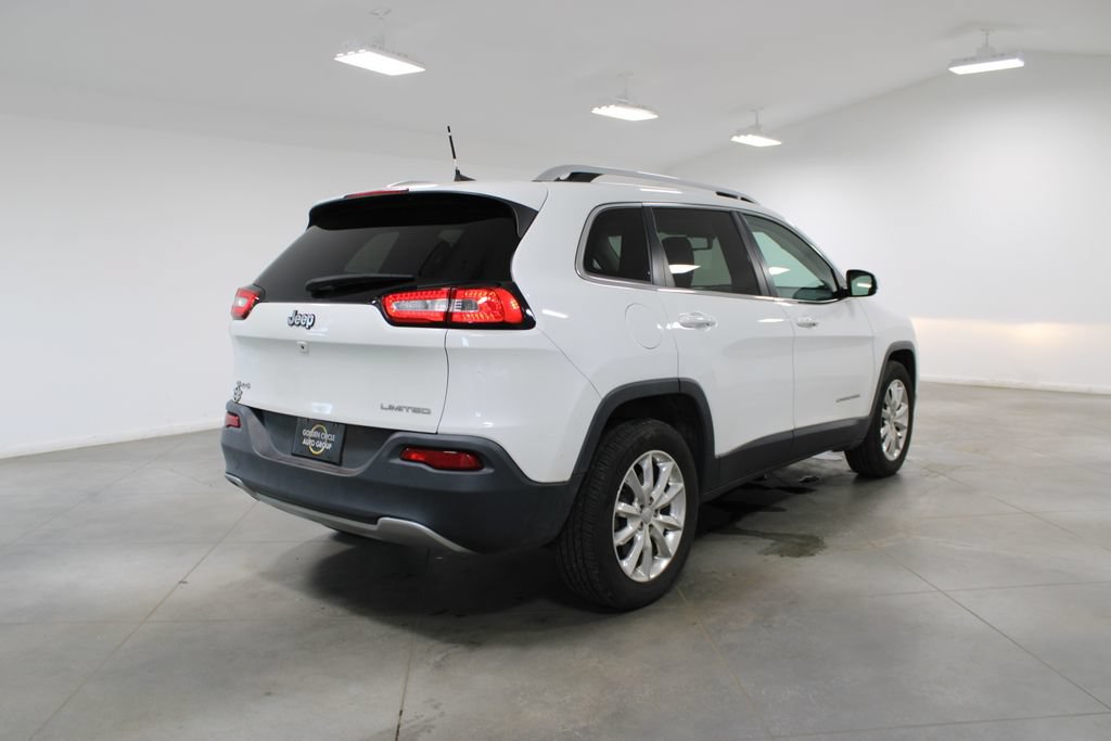 Used 2016 Jeep Cherokee Limited AWD/4WD image 11