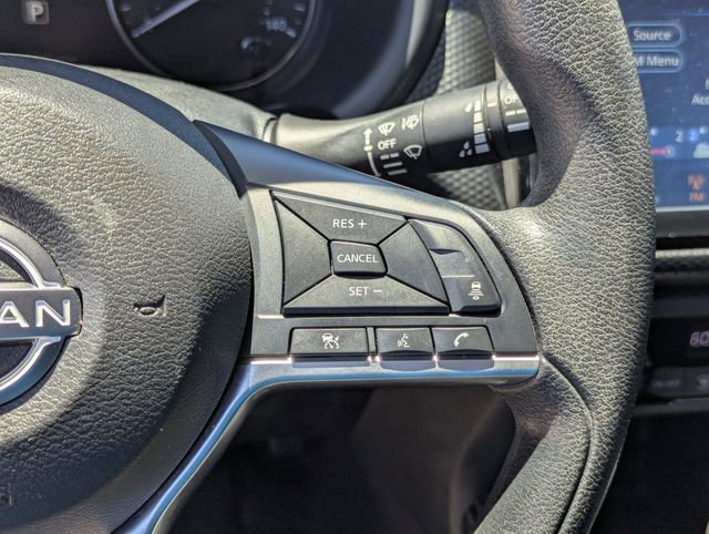 Certified 2022 Nissan Kicks SV FWD image 29