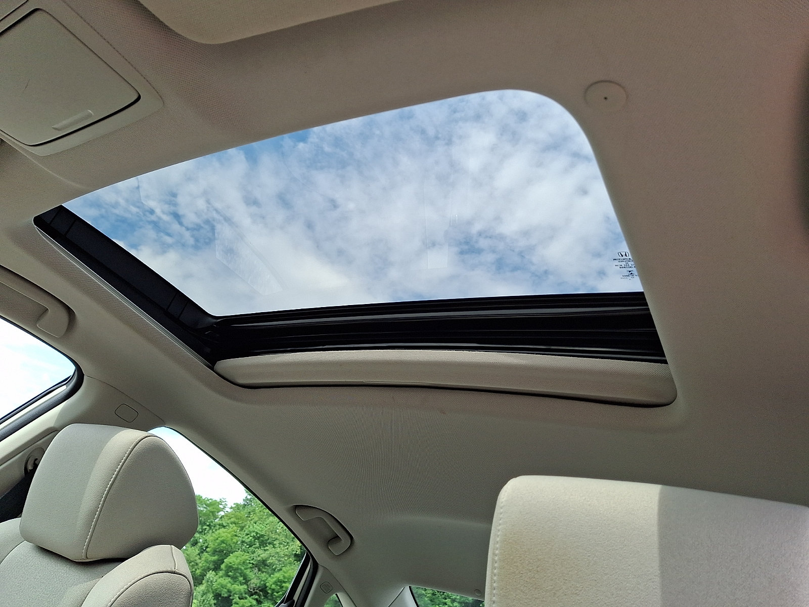 Used 2018 Honda Accord EX image 14